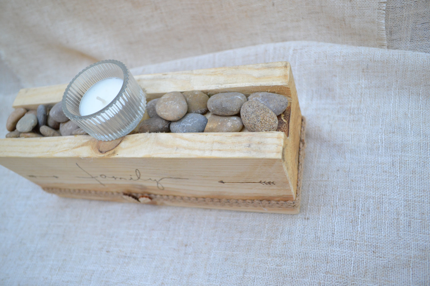 Centros de mesa Portavelas de Madera y Piedras Naturales