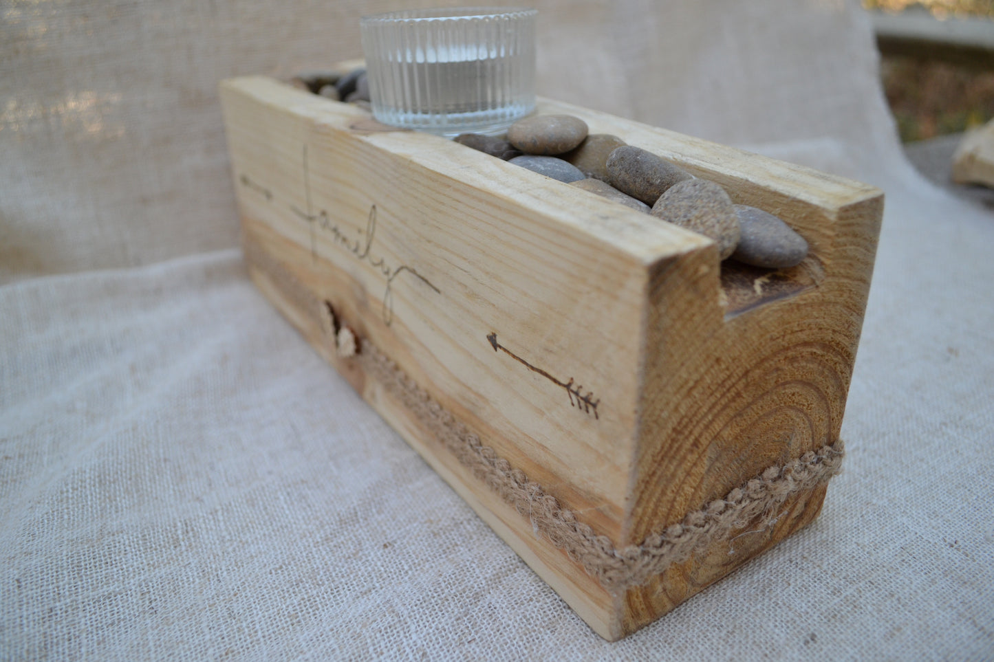 Centros de mesa Portavelas de Madera y Piedras Naturales