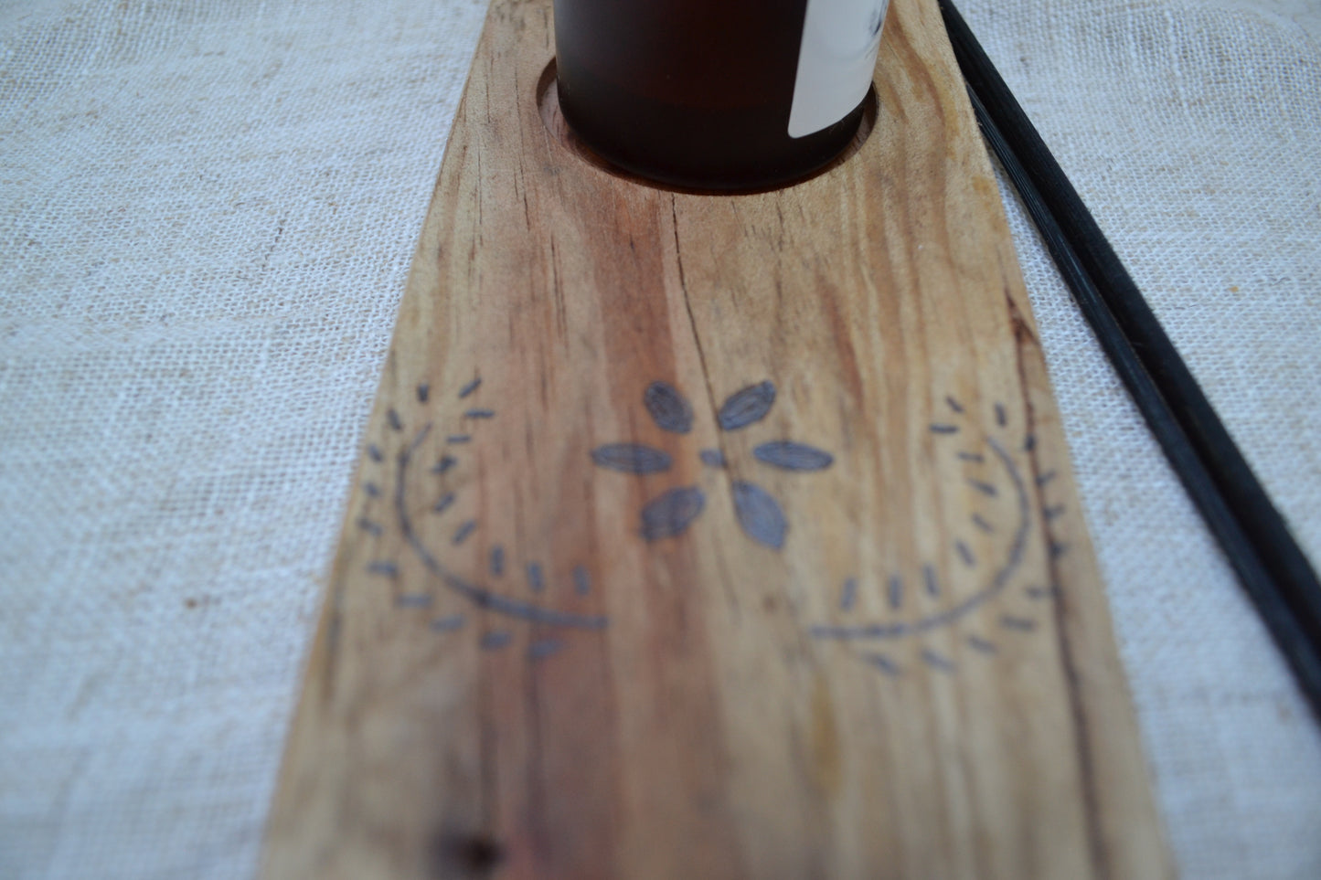 Base Decorativa de Madera para Mikado